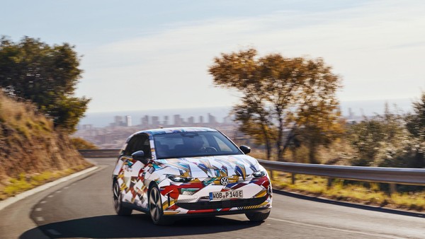 Autoexperte: Staatliche Förderung für E-Autos ist überflüssig