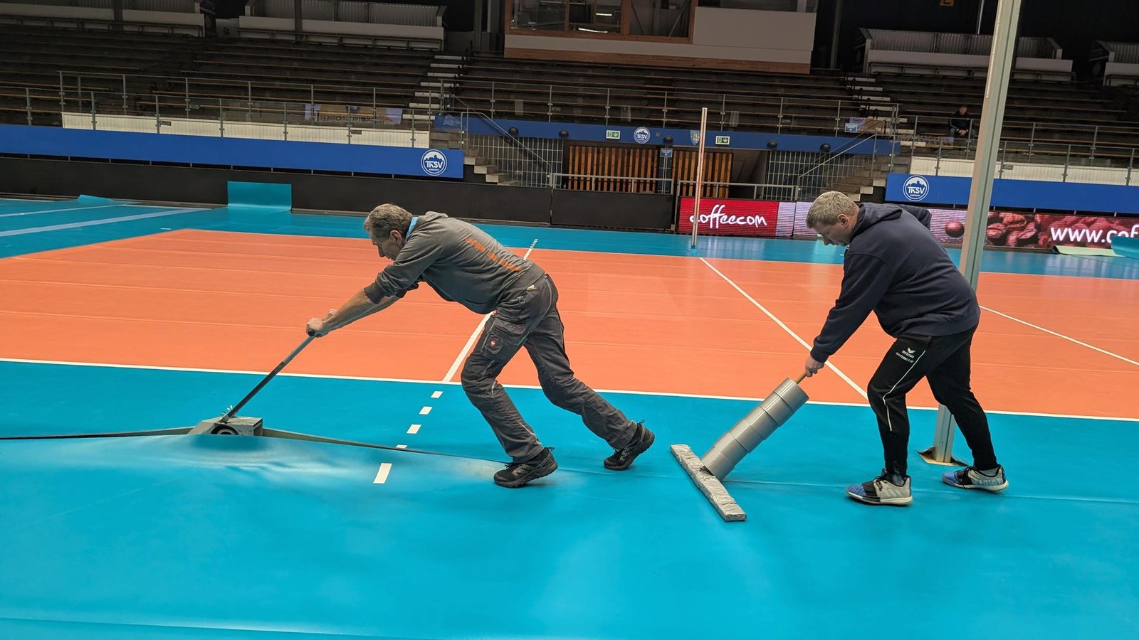 Die-Bilder-vom-Umbau-der-Werner-A-mann-Halle-in-Eisenach