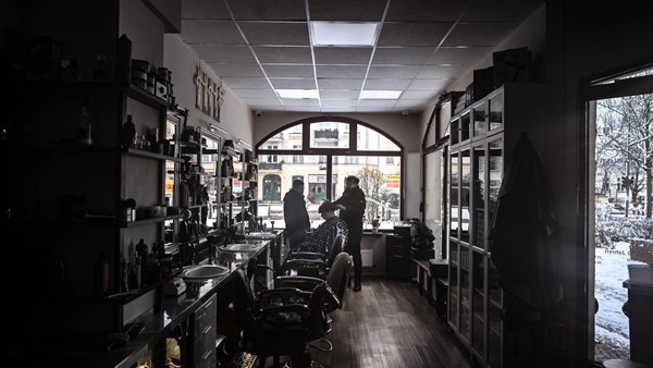 Lehren aus Berlin: Wie sich Unternehmen vor Blackouts wappnen können