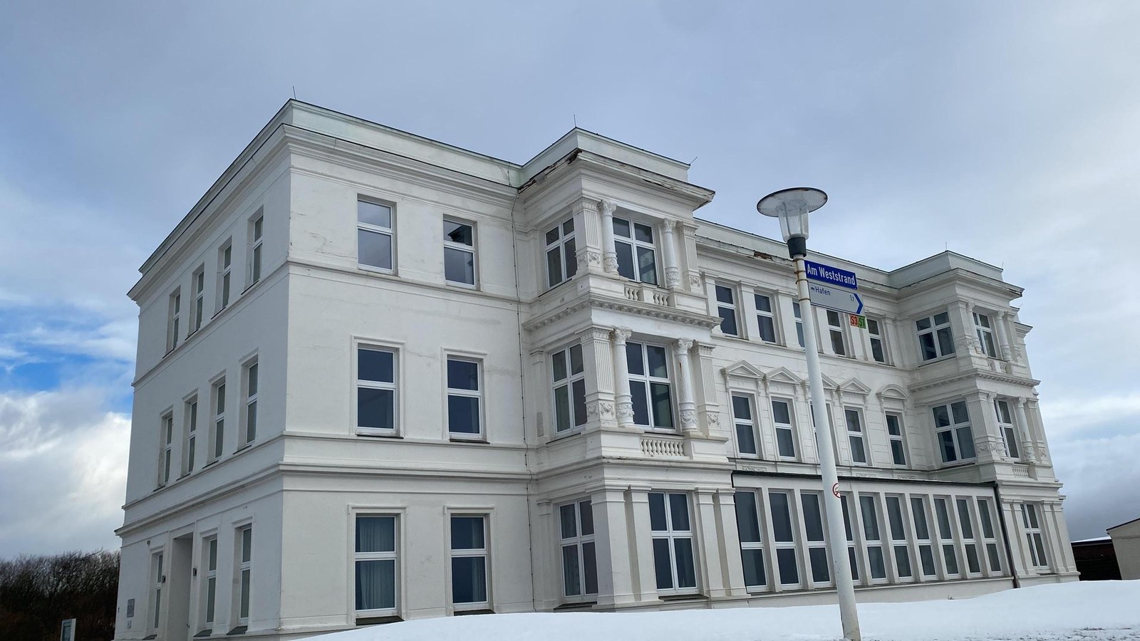 Kirchenkreis-Hattingen-Witten-Haus-am-Weststrand-k-mpft-gegen-Wind-und-Wetter