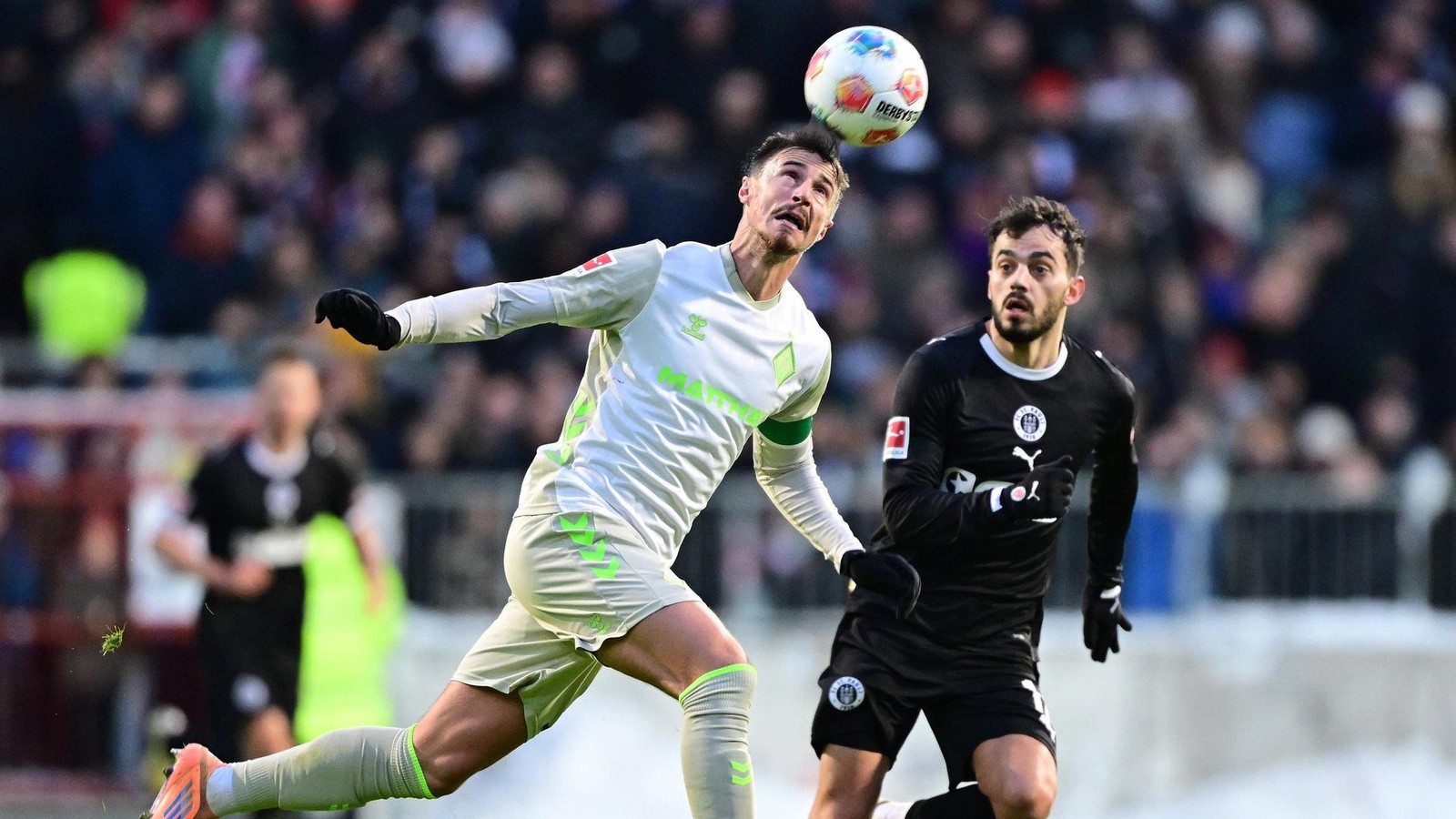 Aussortierter-Kiezkicker-berrascht-bei-St-Paulis-Nullnummer-gegen-Bremen