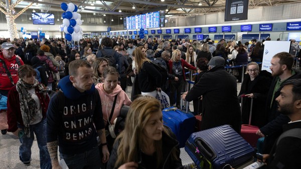 Blackout bei Flugsicherung: Wie sicher ist das Fliegen in Griechenland noch?