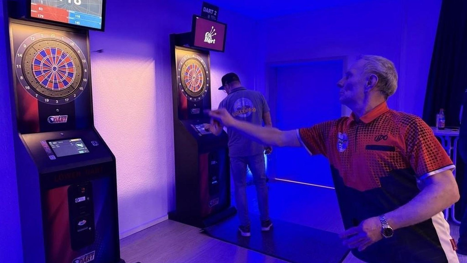 In-einem-Dorf-im-Kreis-S-mmerda-fliegen-drei-Tage-lang-Pfeile