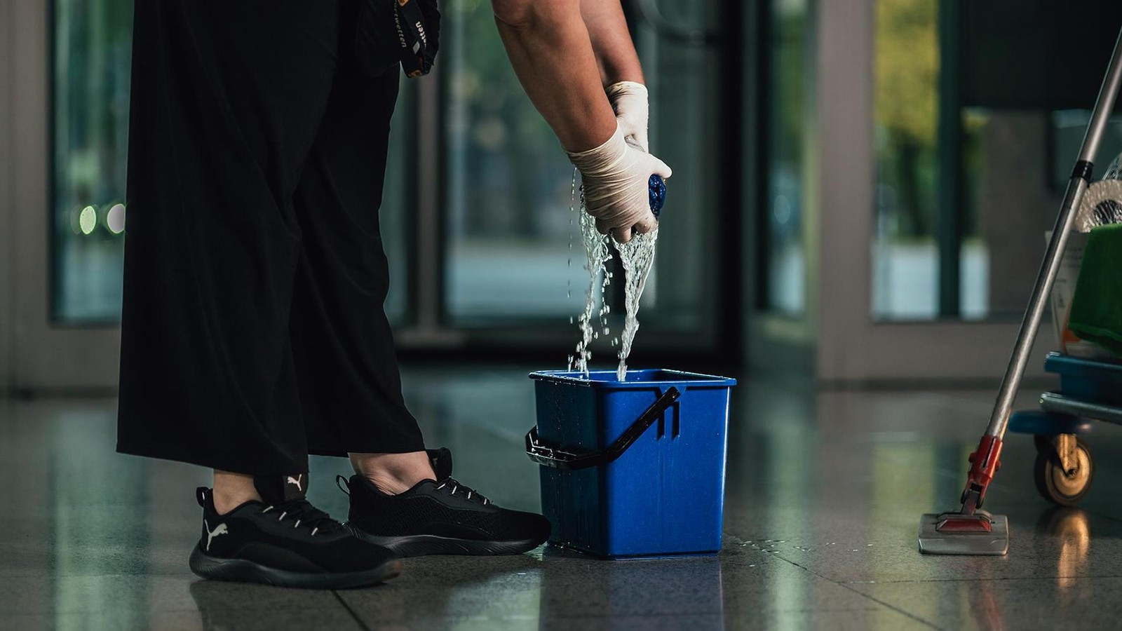 15-Euro-pro-Stunde-ist-jetzt-das-neue-Minimum-f-rs-Saubermachen-im-Kreis-Kleve