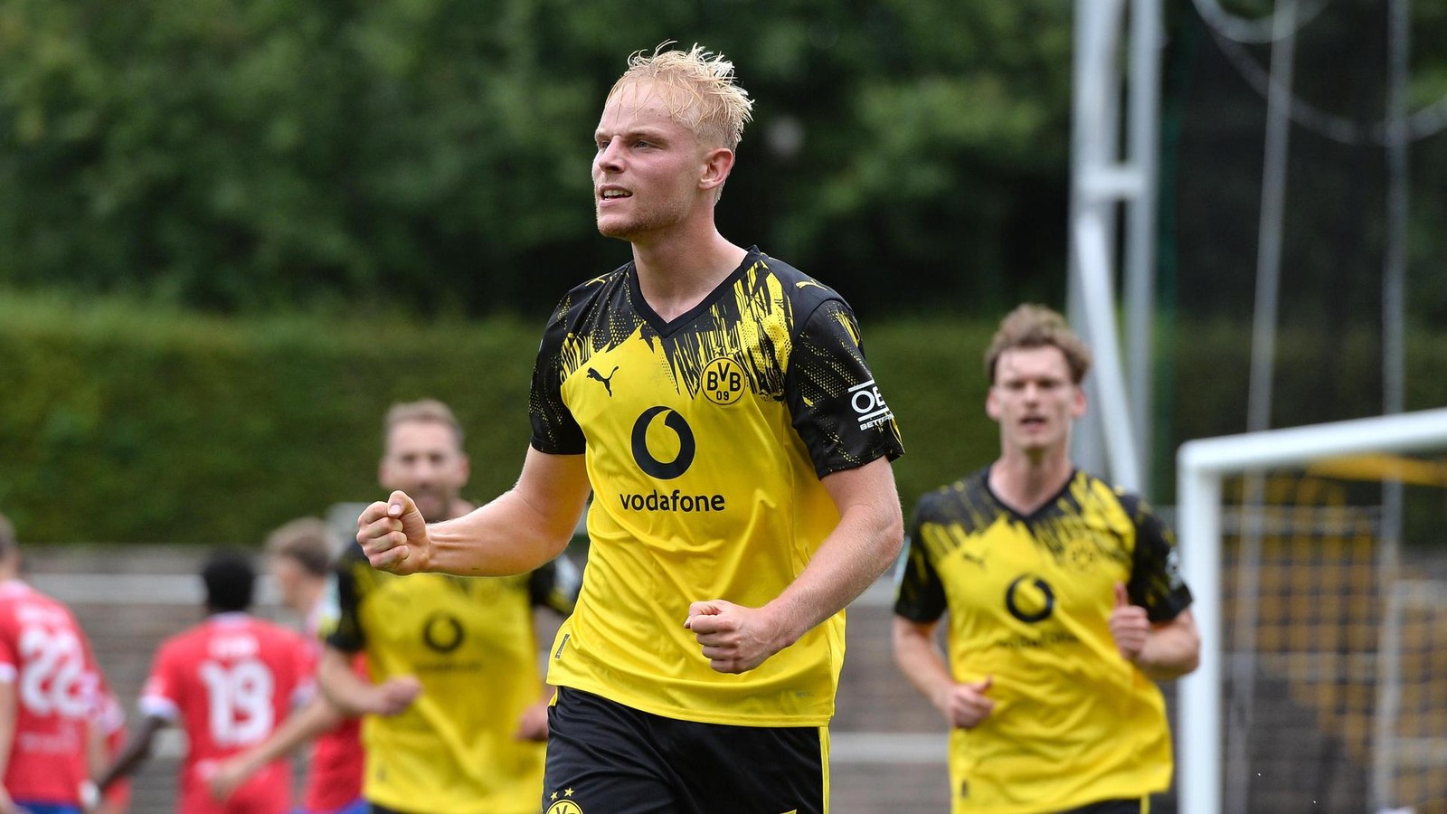 Jetzt-fix-Rot-Weiss-Essen-holt-neuen-Innenverteidiger-auch-als-Soforthilfe