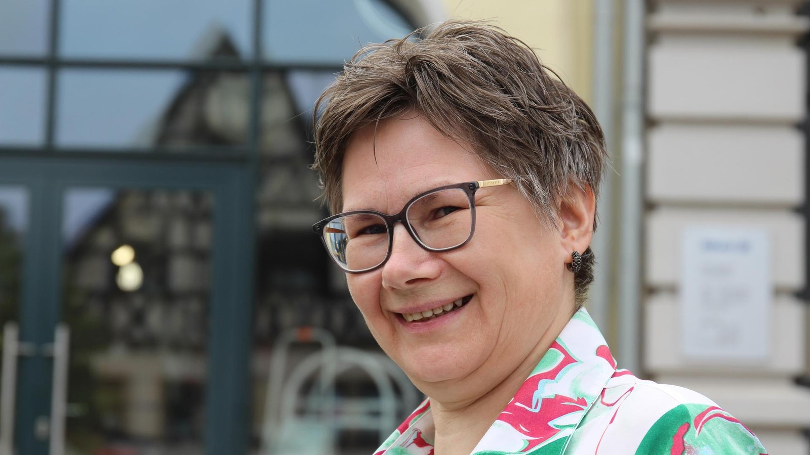 Keinen-Grund-zur-Panik-Beliebter-Treffpunkt-in-P-neck-macht-Pause