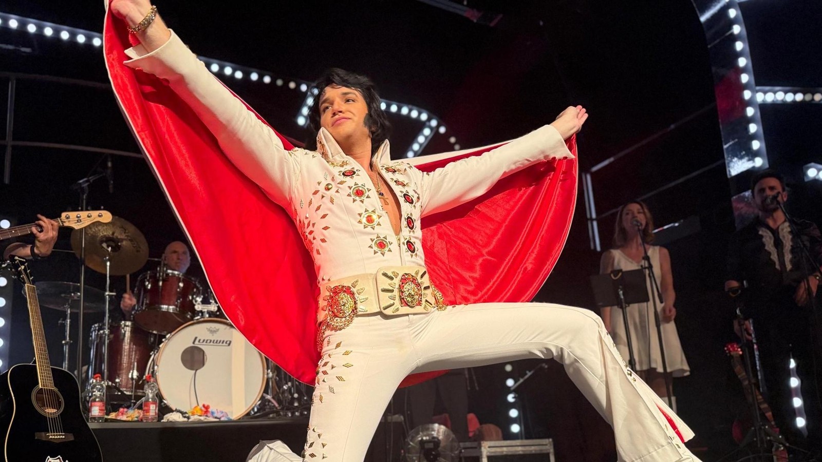 Dieser-Elvis-Weltmeister-kehrt-2026-f-r-ein-Konzert-nach-D-sseldorf-zur-ck