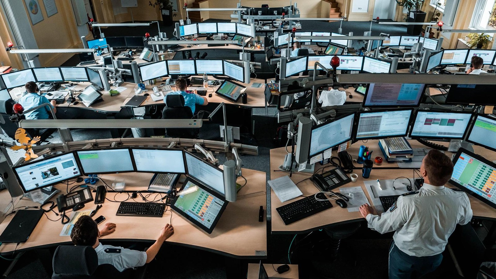 Die-h-rteste-Schicht-beginnt-wenn-das-Jahr-endet-Diese-Notrufe-gingen-bei-der-Th-ringer-Polizei-ein