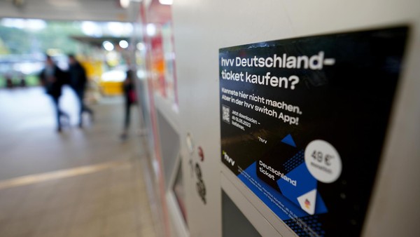 Deutschlandticket: So viele Hamburger fahren im HVV schon mit Rabatt