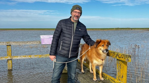 Trauriger Start für Eimsbüttels neuen Chef: Hund Leo plötzlich verstorben