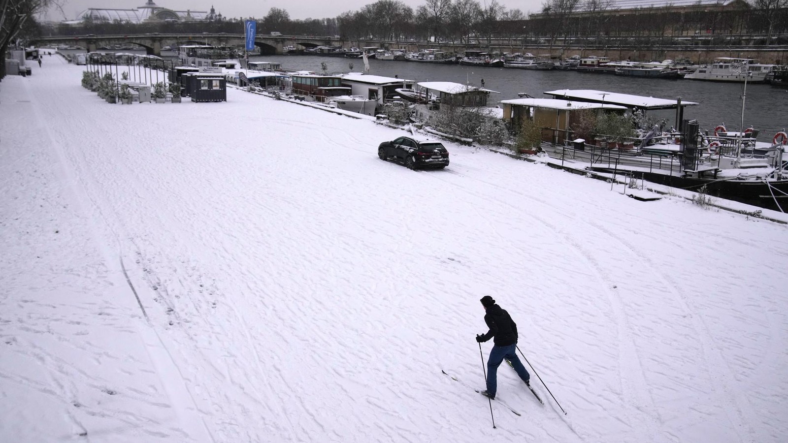 Winter-Chaos-in-Europa-Minus-40-Grad-vereiste-Flugzeuge-und-Bomben-Zyklon