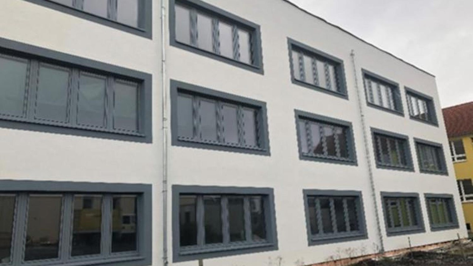 Kreis-Greiz-investiert-ber-drei-Millionen-Euro-in-Grundschulen-und-Turnhallen