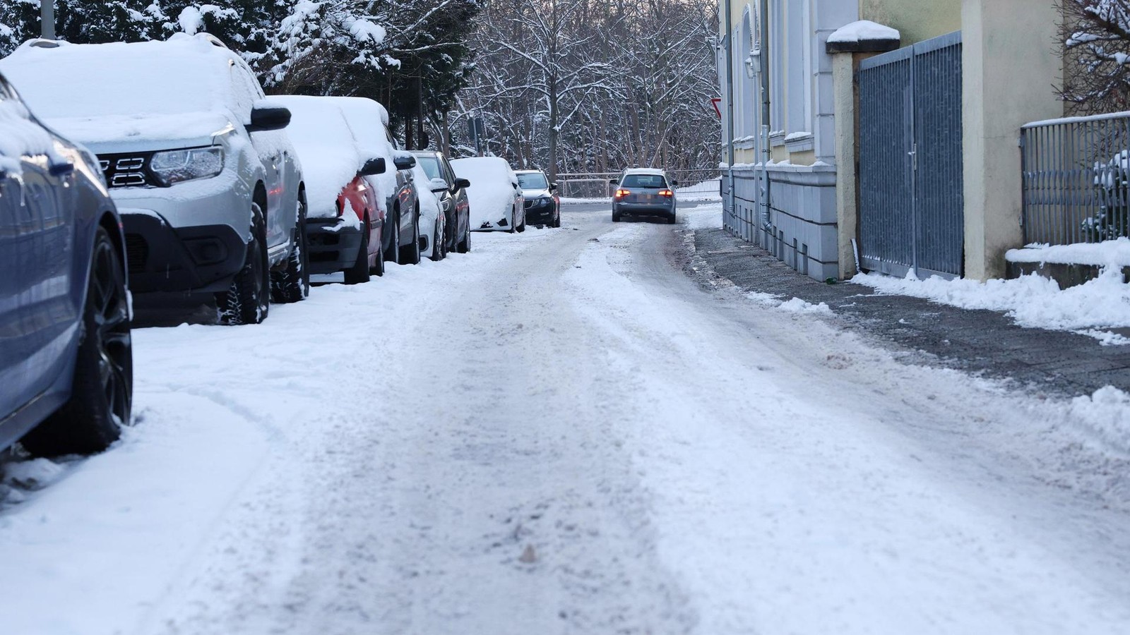 Netzreaktionen-zum-Winterdienst-in-Braunschweig-Diskussionen-ber-glatte-Stra-en