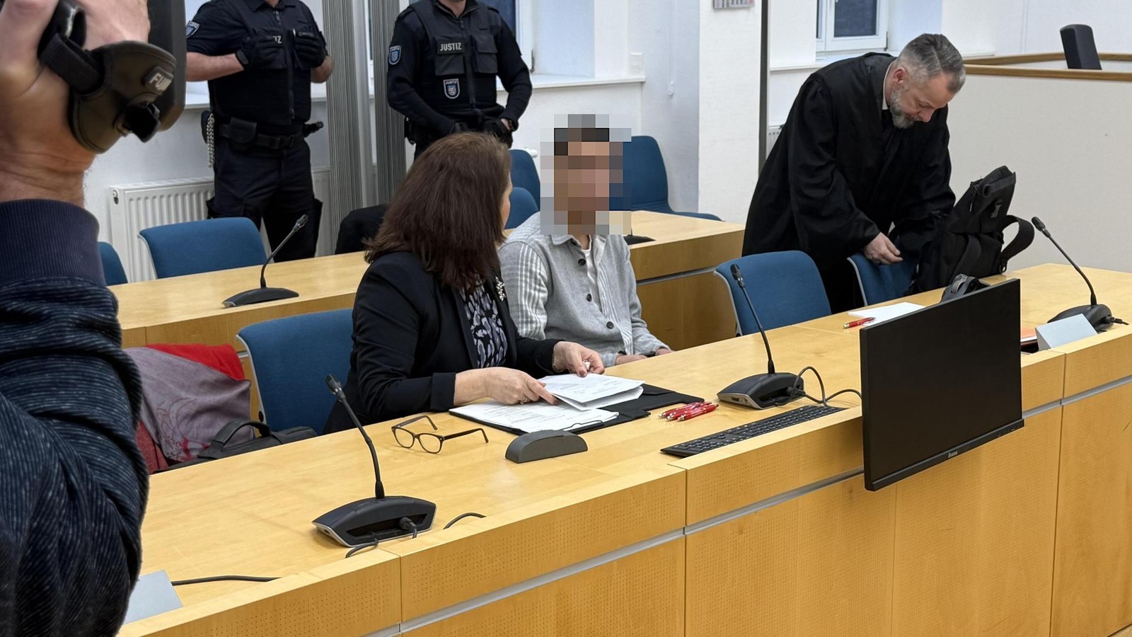 Nach-blutigem-Angriff-in-Apolda-Beschuldigter-gesteht-will-aber-berauscht-gewesen-sein