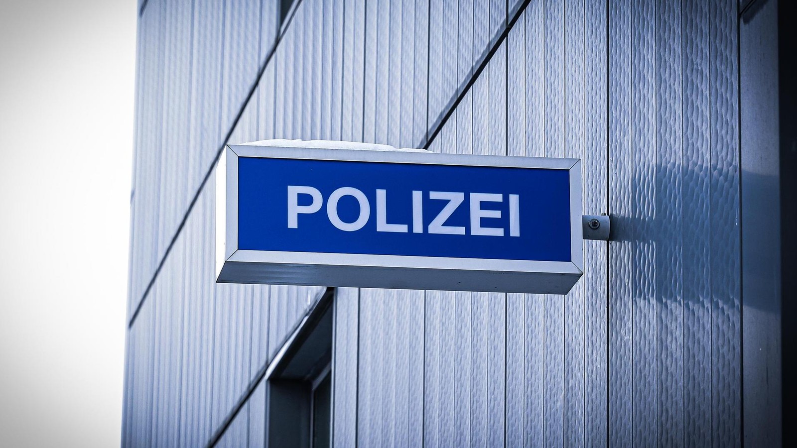 Kurioser-Autodiebstahl-in-Iserlohn-Beifahrer-berlistet-Fahrer