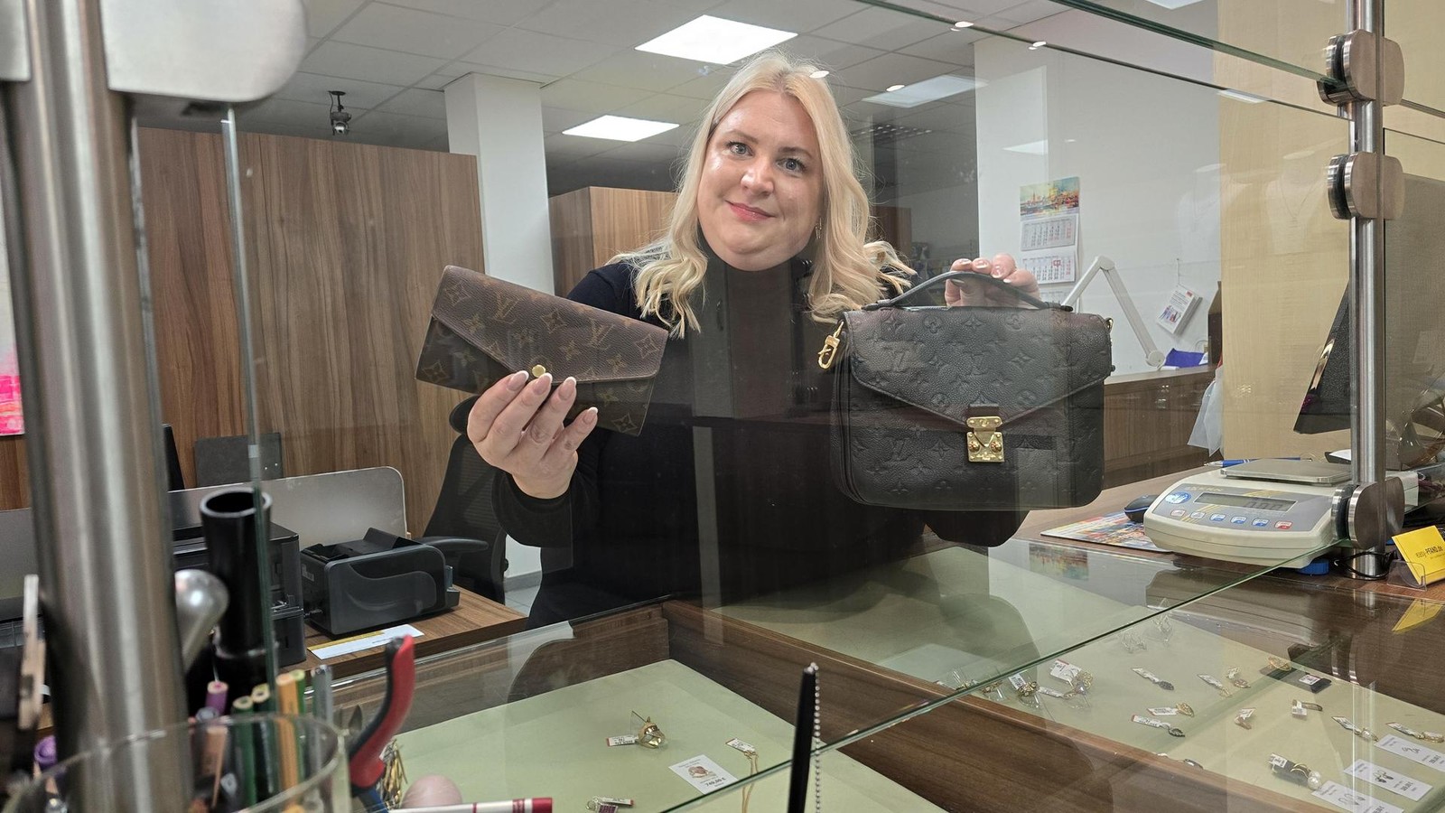 -Das-ist-sehr-ungew-hnlich-Pfandleihe-in-Bochum-boomt-das-sind-die-Gr-nde