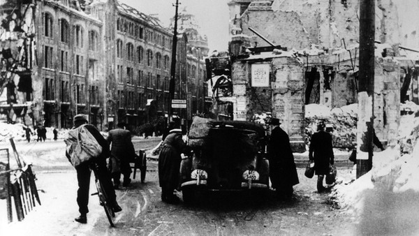 „Die weiße Nacht“: Ein Krimi im Berliner Hungerwinter 1946