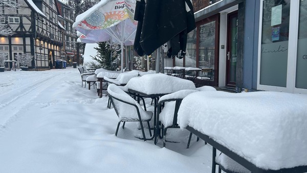 Elli hat Braunschweig im Griff: Müllabfuhr, ÖPNV, Flughafen - so ist die Lage