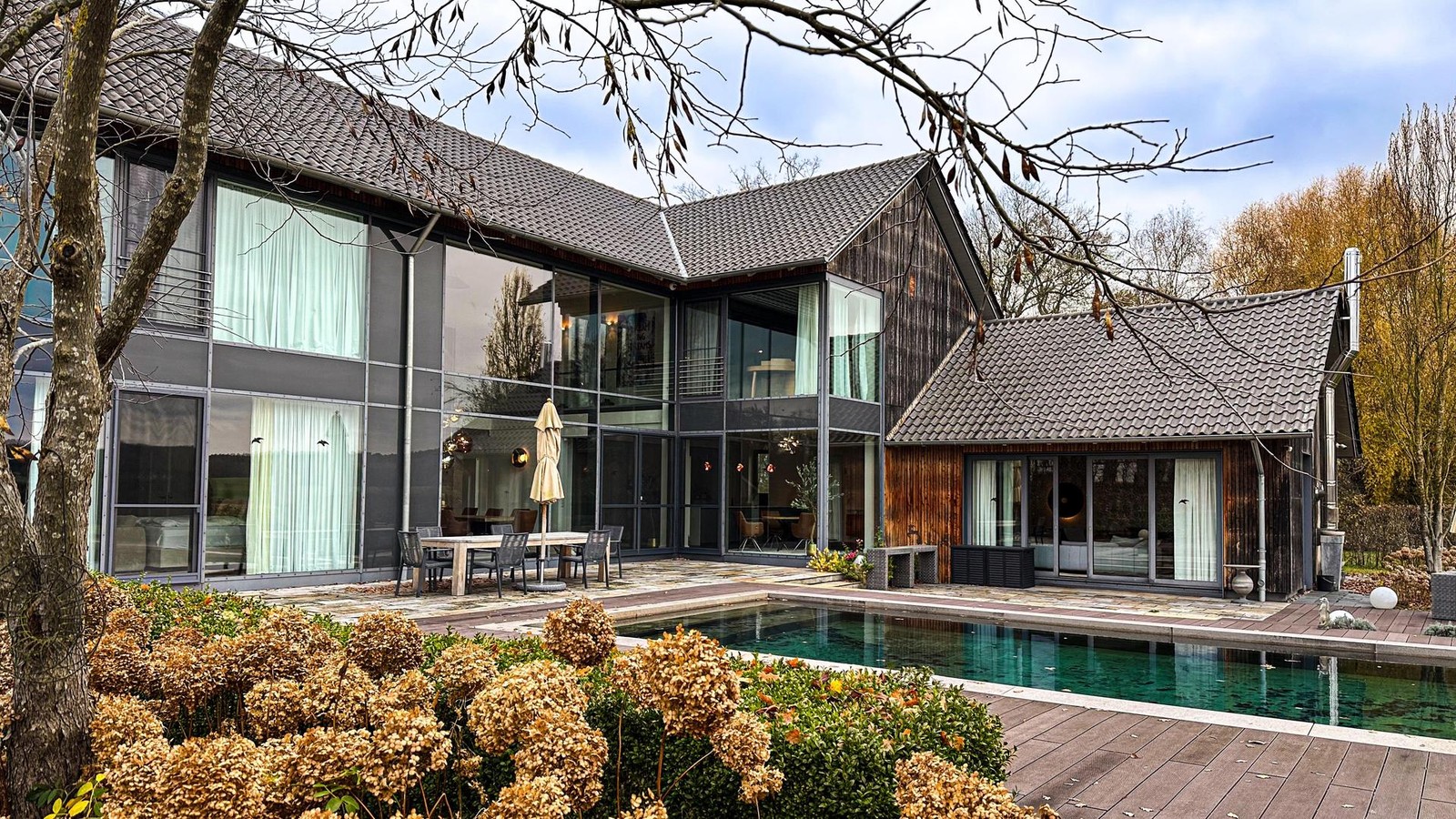 Privat-Villa-zur-Miete-Dieses-Ferienhaus-bei-Hamburg-ist-Luxus-pur