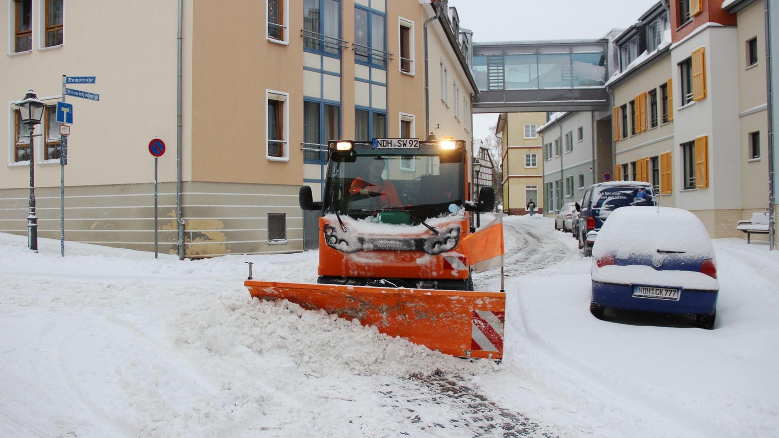 Sturmtief-f-hrt-zu-Schulschlie-ungen-und-Notbetreuung-in-Th-ringen