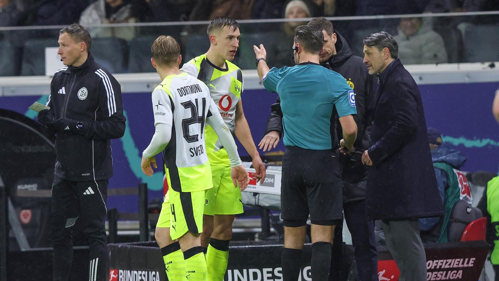 BVB-Kapit-n-Schlotterbeck-irritiert-War-mir-sicher-dass-es-Rote-Karte-war-