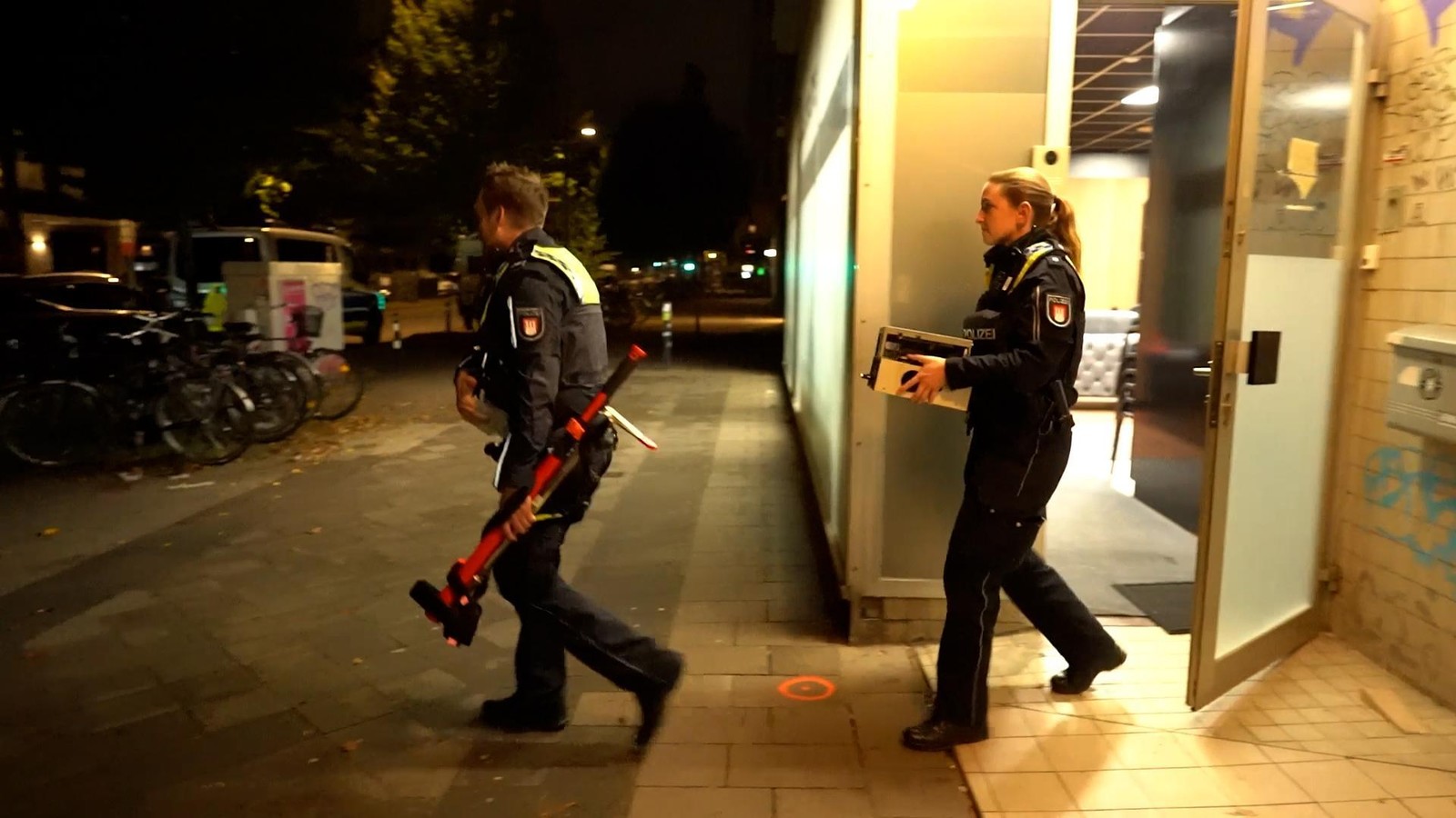 Video-berwachung-nutzlos-Hamburger-Polizei-hebt-Zockerh-hle-am-in-Barmbek-aus