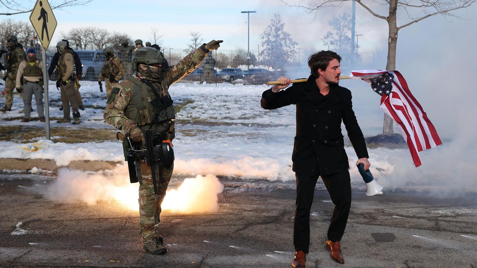 -Die-USA-k-nnten-bald-vor-einem-Abgrund-stehen-von-dem-es-kein-Zur-ck-gibt-