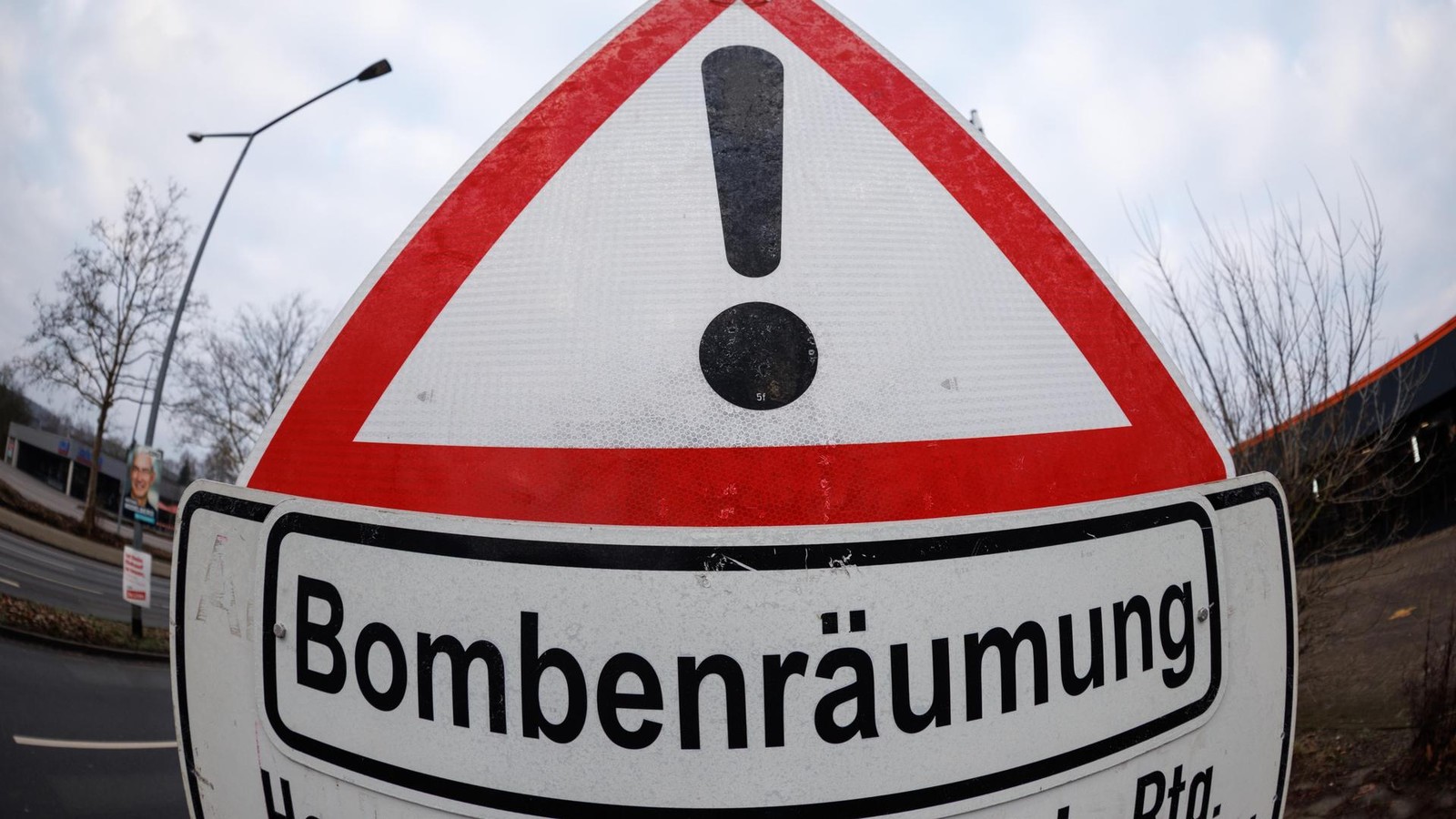Bombe-in-Wedel-Heute-Entsch-rfung-6000-Haushalte-evakuiert