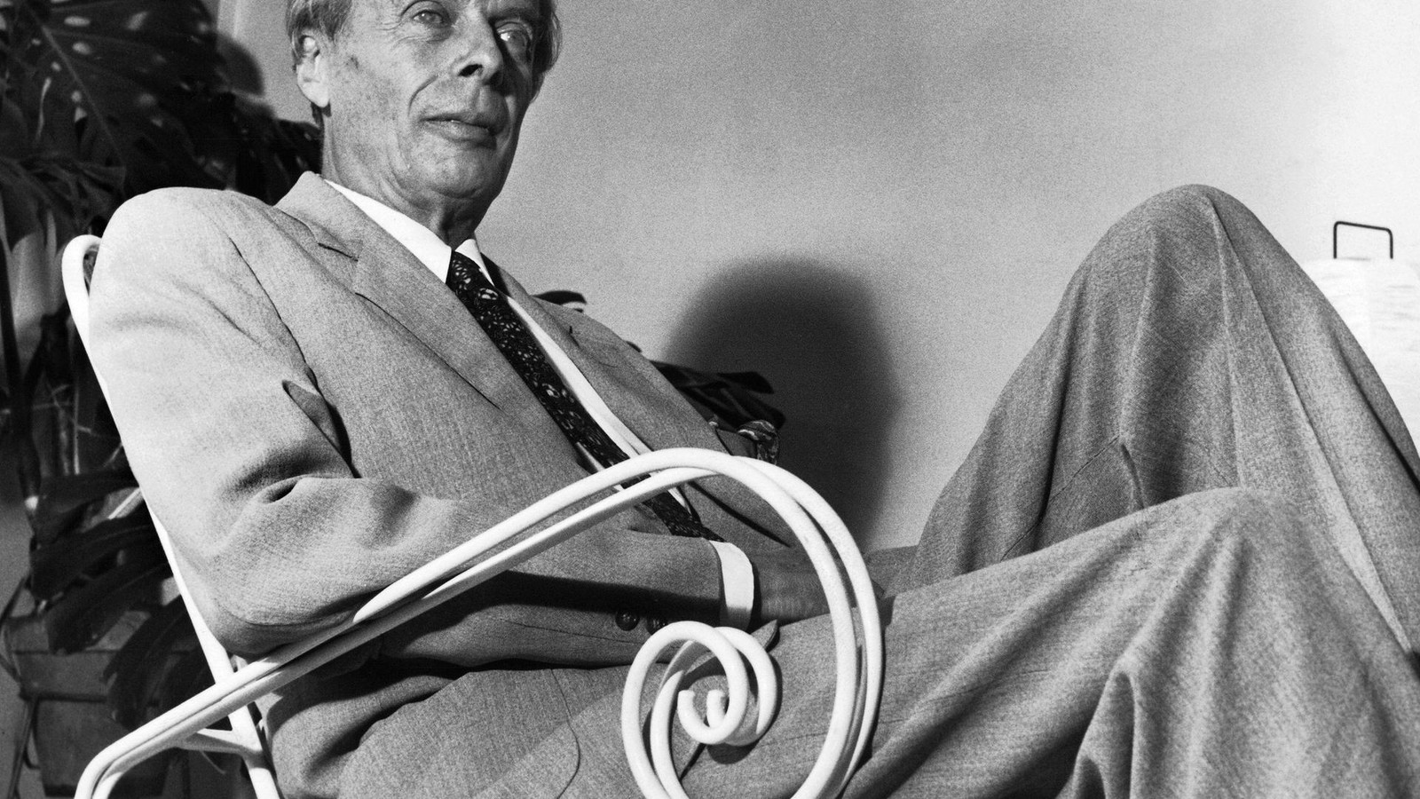 Atemberaubend-aktuell-aber-von-1946-Aldous-Huxleys-Zeit-der-Oligarchen-