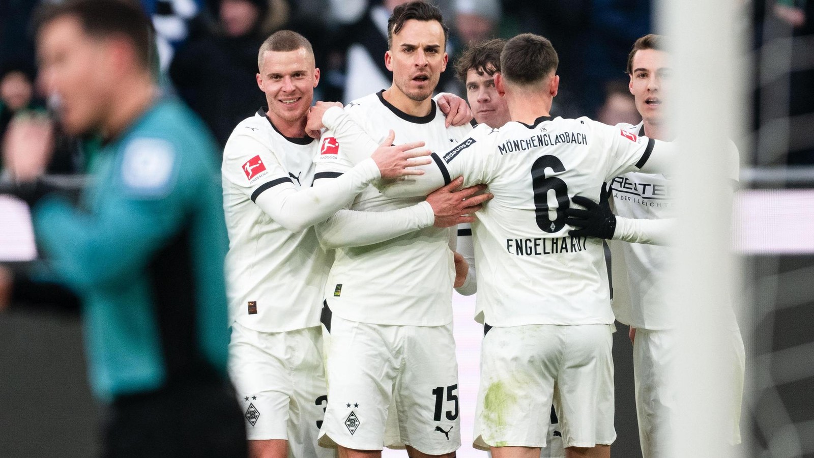 4-0-gegen-Augsburg-Gladbach-setzt-Ausrufezeichen-zum-Start-ins-neue-Jahr
