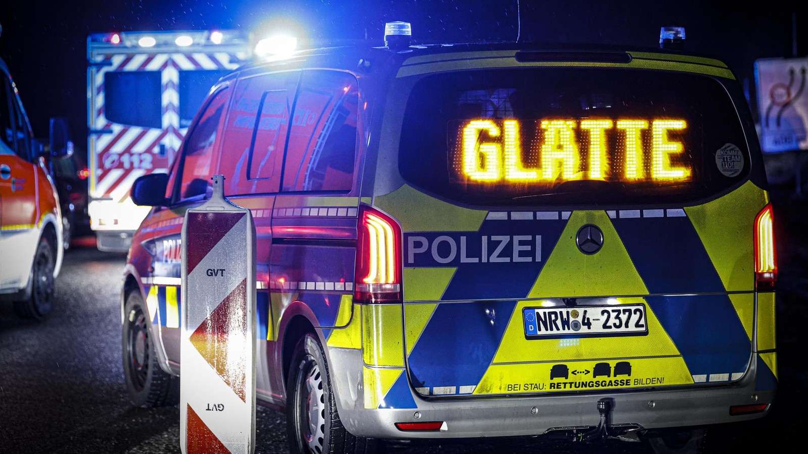 Glatteis-in-Iserlohn-und-Hemer-Autobahn-A-46-nach-Unf-llen-gesperrt
