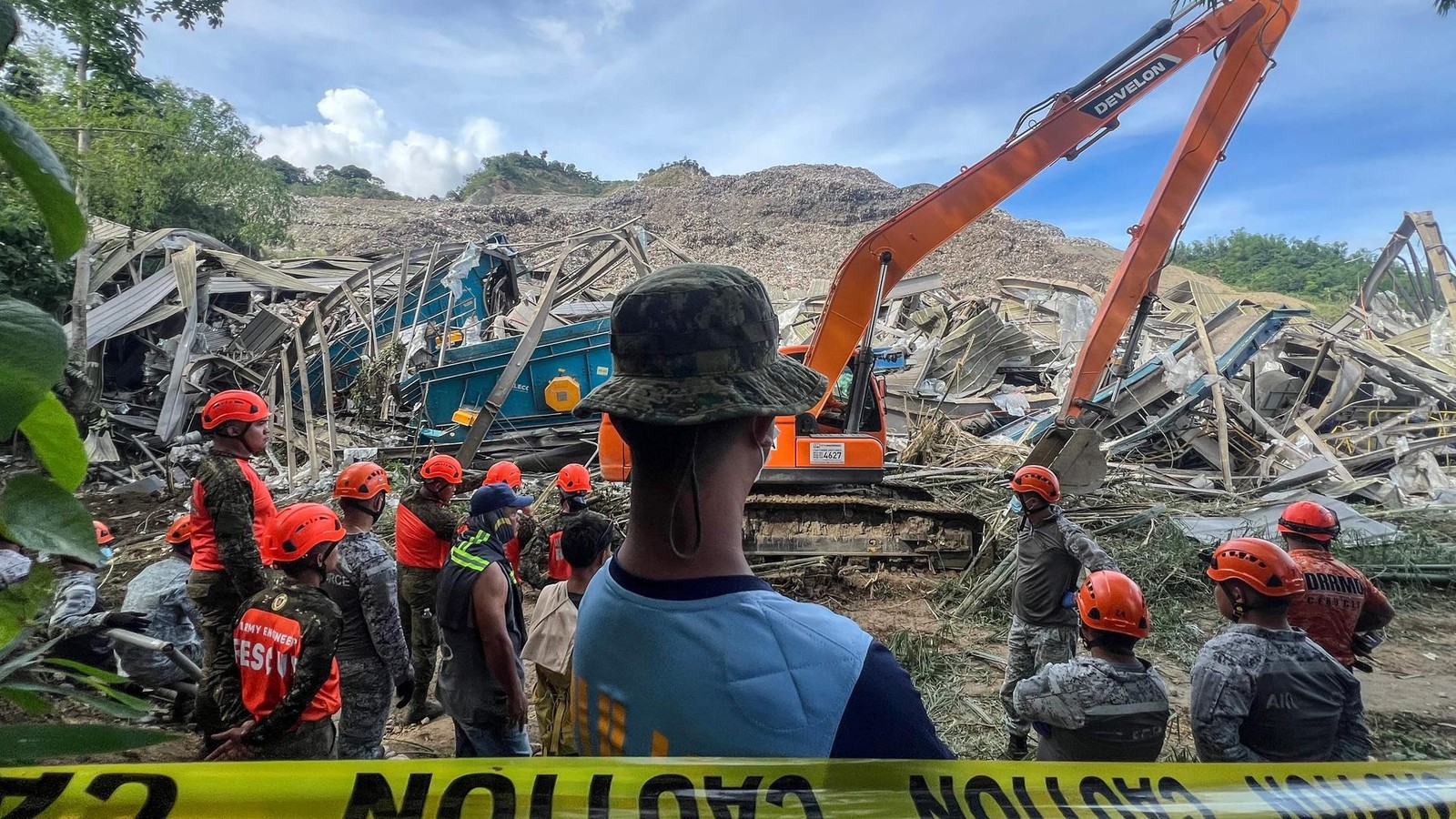 M-lllawine-auf-den-Philippinen-t-tet-acht-Menschen-Dutzende-Vermisste