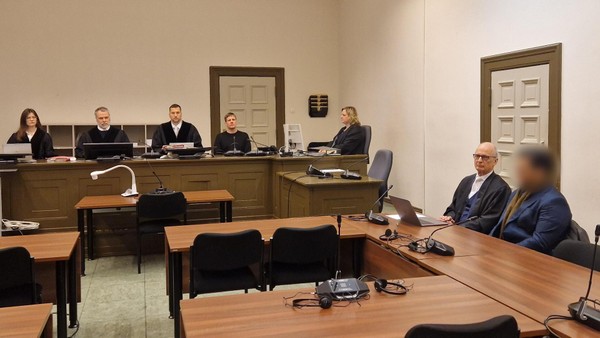 An Heizungsrohr gefesselt: Ex-Frau und Freundin brutal vergewaltigt?