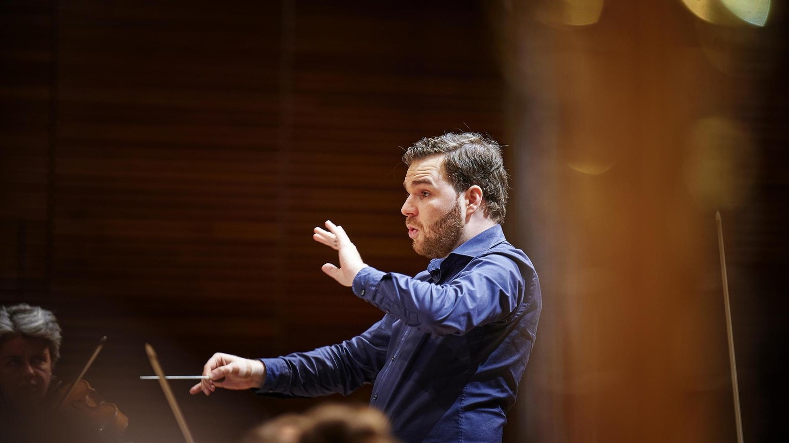 Zarte-Melodien-umh-llen-das-Weimarer-Publikum-wie-sinfonische-Nebel