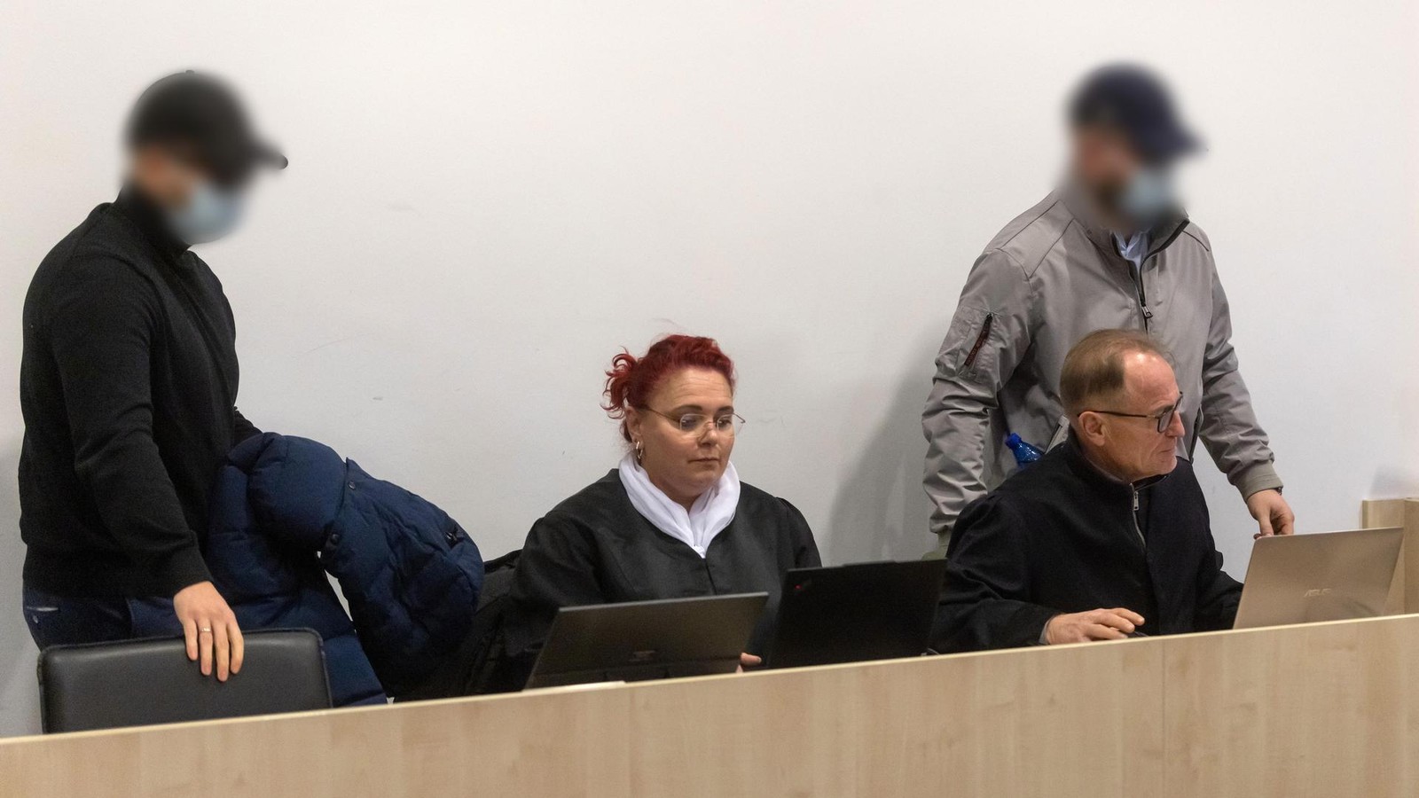 Mutma-licher-Neonazi-berfall-von-Fretterode-Betroffener-erz-hlt-von-Attacke-mit-Baseball-Schl-ger