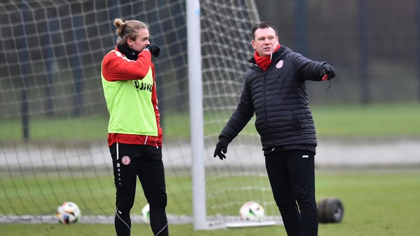 RWE: „Riesen-Auszeichnung“ – Koschinat reagiert auf das Moustier-Angebot