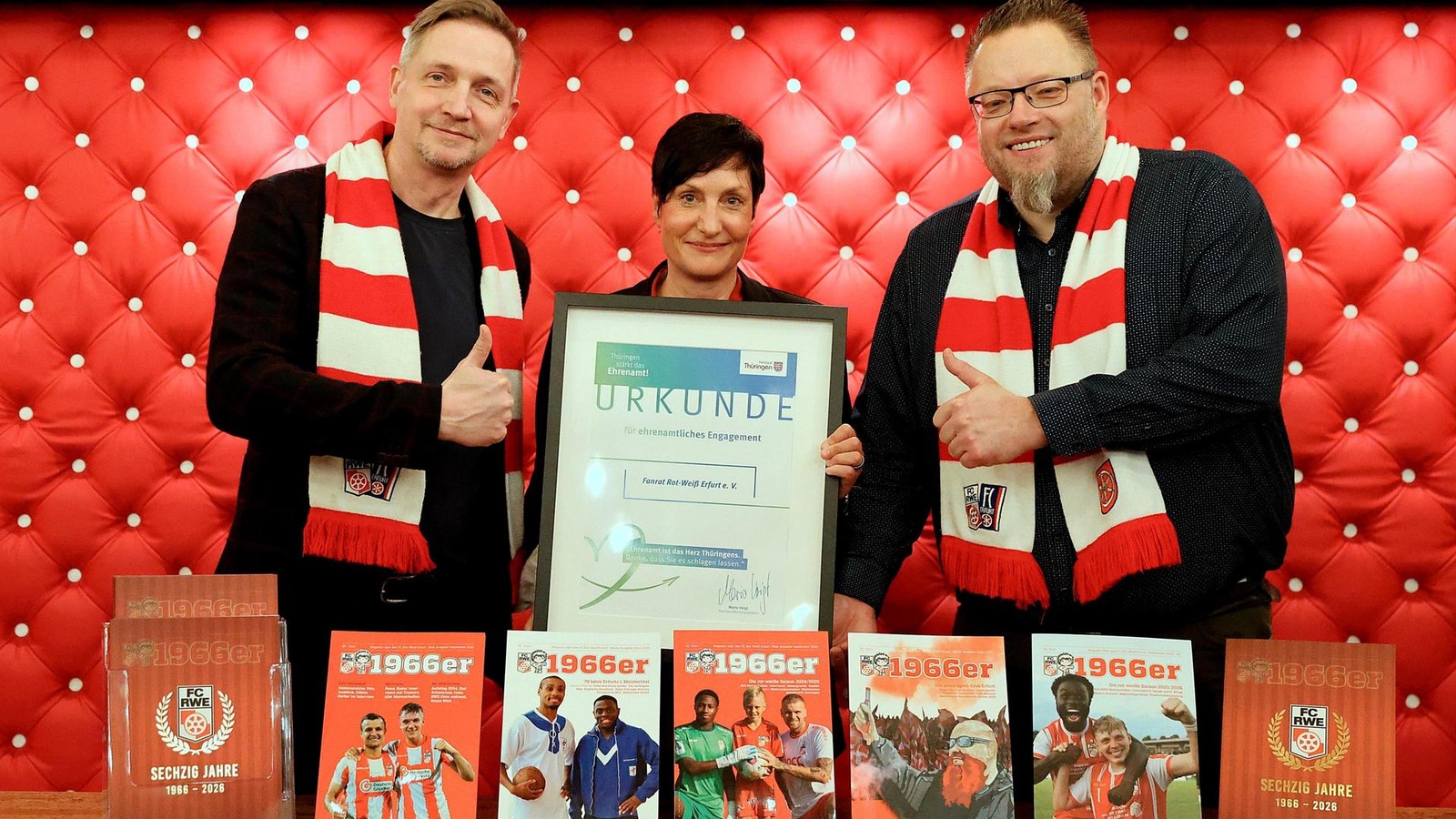 Alles-f-r-den-Verein-FC-Rot-Wei-erh-lt-F-rderung-f-r-sein-Ehrenamt