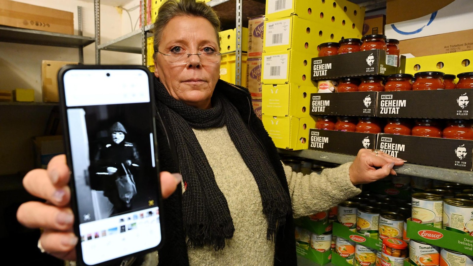 Dieb-flutet-R-ume-der-Erfurter-Tafel-und-hinterl-sst-eisige-Spur