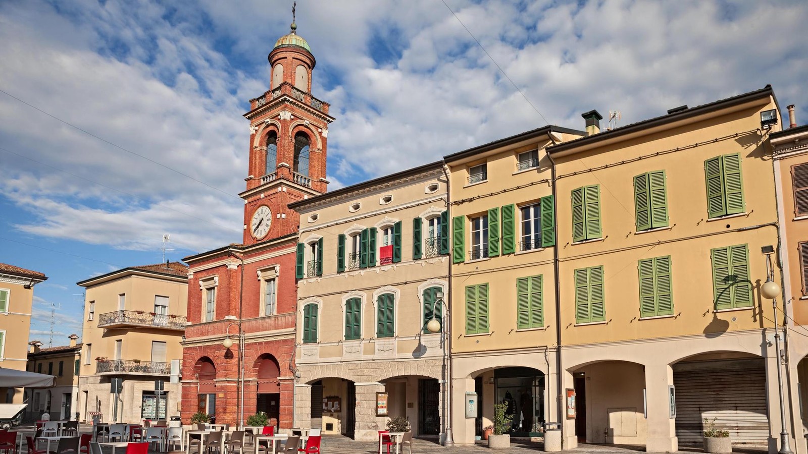 Erdbeben-ersch-ttert-Urlaubsregion-Menschen-fliehen-auf-die-Stra-en