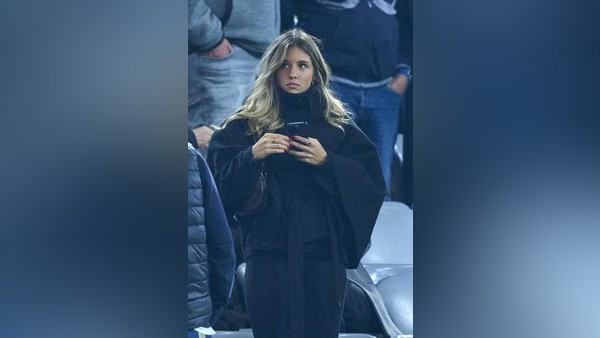 Mehmet Scholls Tochter hat seltene Krankheit – „Jeden Tag Schmerzen“