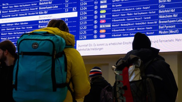 Bahnchaos durch Sturmtief Elli: Thorsten Bosses verzweifelte Rückfahrt in den Harz