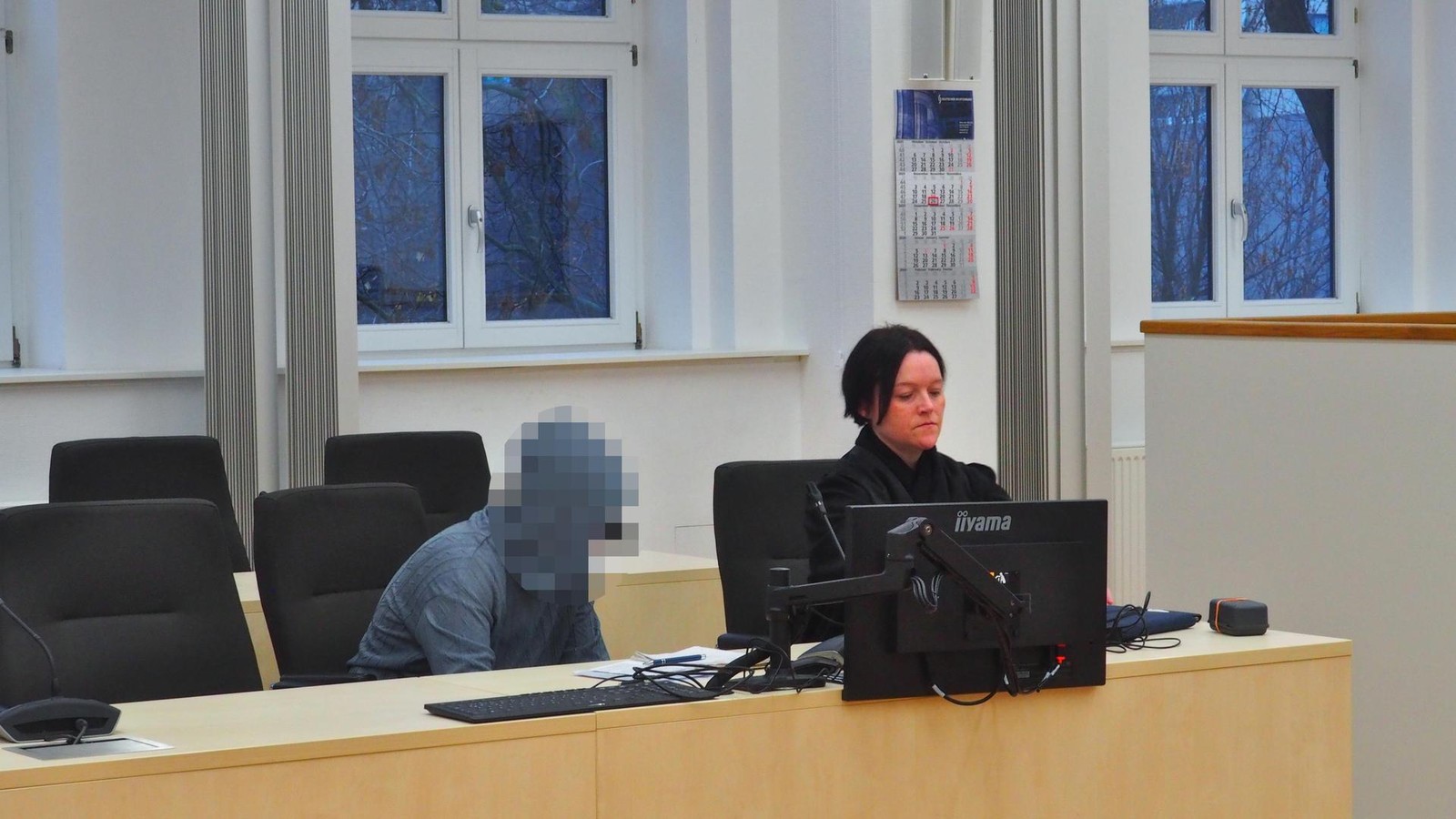 Prozess-um-toten-S-ugling-in-Erfurt-Pl-doyers-betonen-psychische-Erkrankung-der-Angeklagten