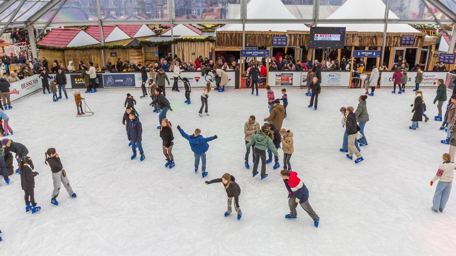 Schlittschuhe-Achterbahnen-und-Kletterseile-Erinnerungen-einer-Jungs-Mutter