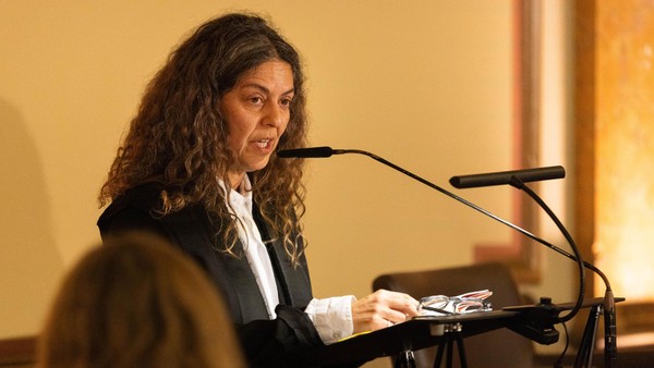 Das kommt zur richtigen Zeit: Ein Hamburger Preis gegen die Mullahs