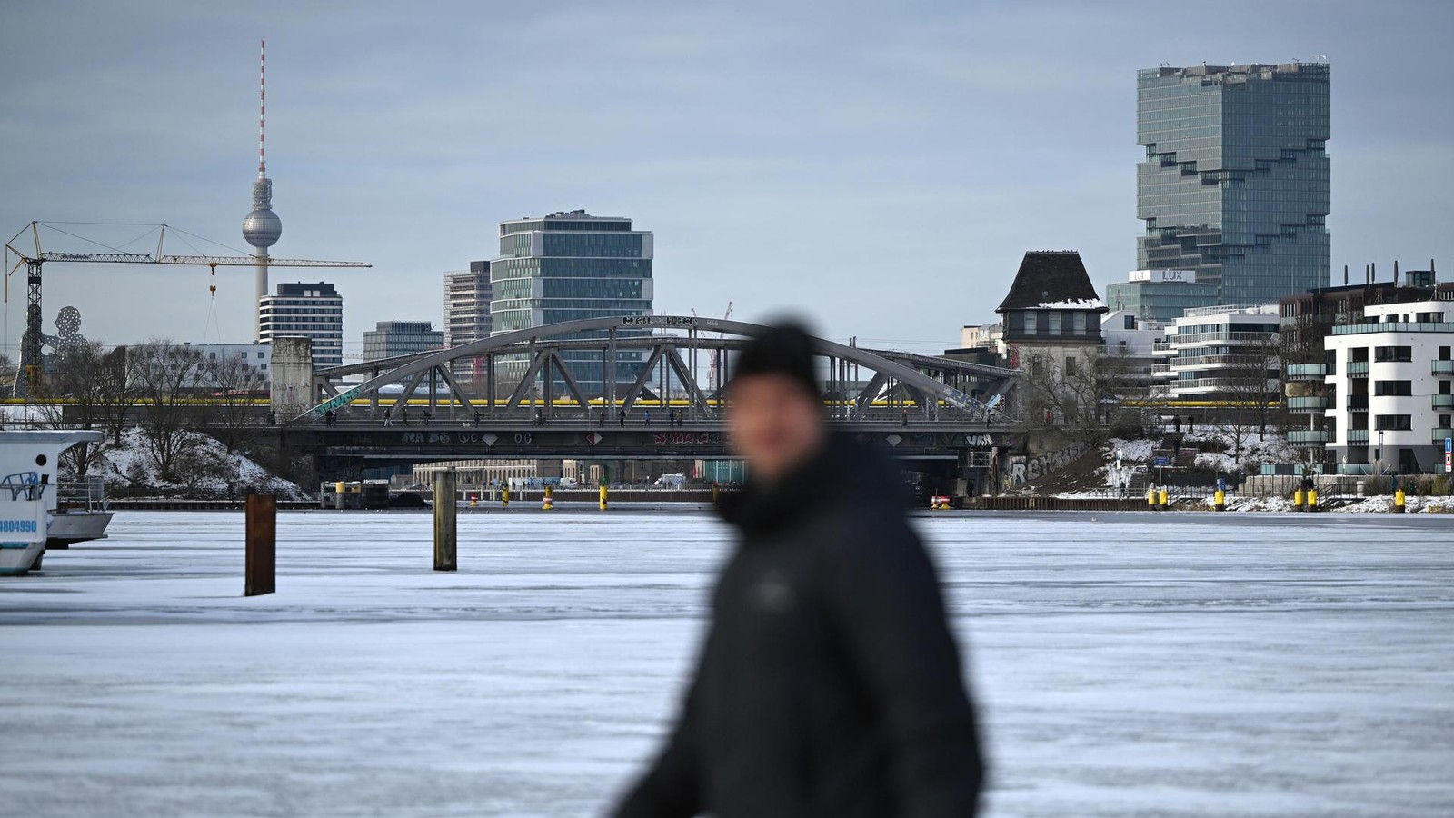 Neubau-der-Elsenbr-cke-Verkehrsentlastung-droht-sich-zu-verz-gern