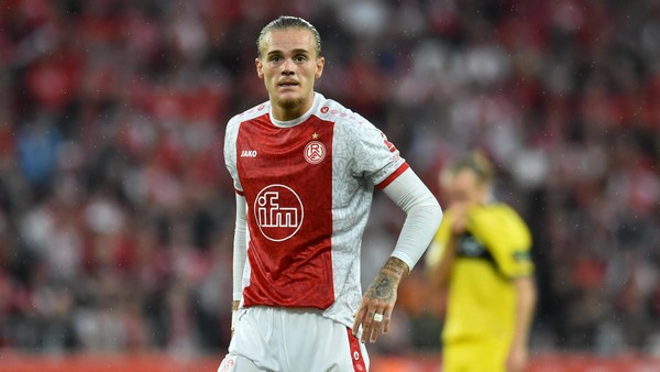 RWE: Tom Moustier vor Topspiel in München nicht mehr im Mannschaftstraining