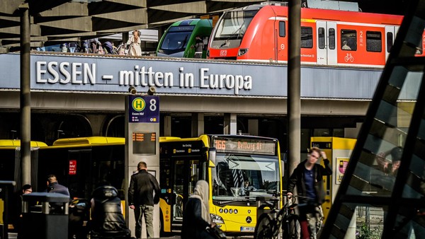 Pendlerfrust in der S6 nach Essen: „Die schlimmste Bahnstrecke, die ich kenne“
