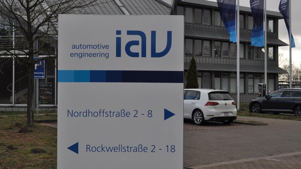 Tarifstreit bei der IAV – 1500 Arbeitsplätze weg, Geld weg?