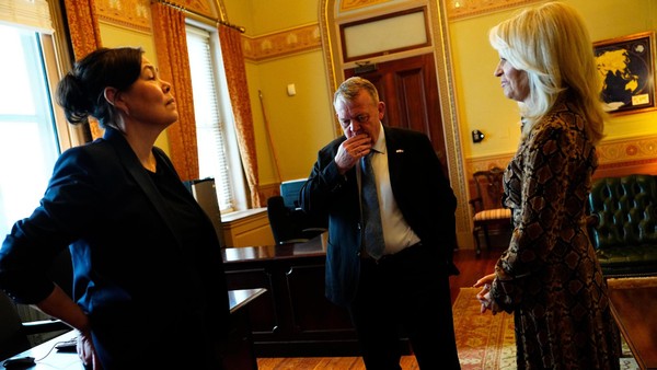 Brisantes Grönland-Treffen gestartet – Dänemark erhöht Militärpräsenz