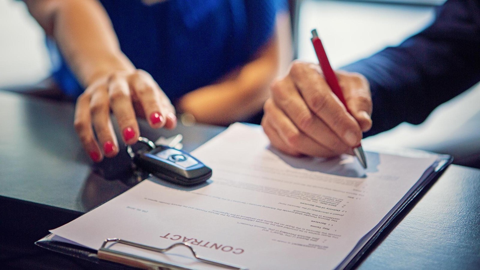 Hochwertiges-Fahrzeug-bergeben-Geld-nie-gesehen-Betrug-im-Kreis-Greiz